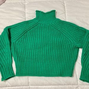 Cropped emerald knit sweater